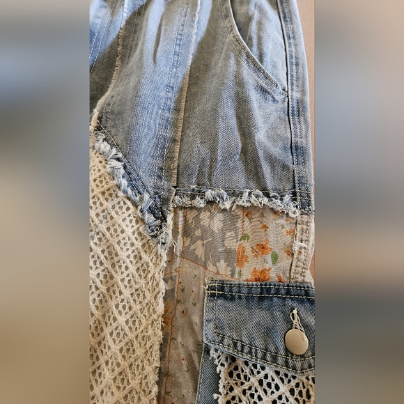 POL Women's Patchwork Denim Jeans - Picture 3 of 5